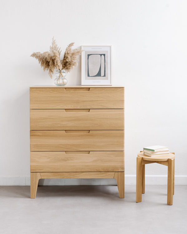 Dubová komoda Emiko no.4V