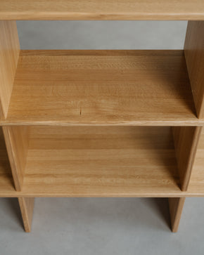 Dubová knihovna Frana no.1 Beige