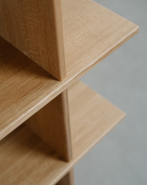 Dubová knihovna Frana no.1 Beige