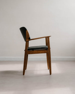 Jasanová židle EB no.49 Red s područkami