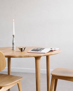 Dubový kulatý jídelní stůl Halm