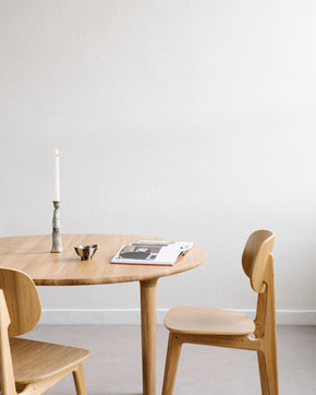 Dubový kulatý jídelní stůl Halm