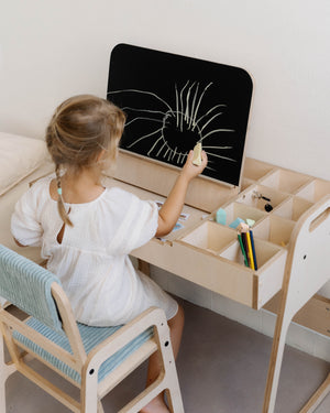 Kreativní rostoucí pracovní stůl Juno + Rostoucí židle Juno (fialová)